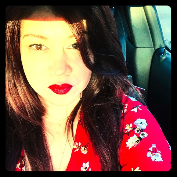 Meet your Posher, Elizabeth - Picture 2 of 4